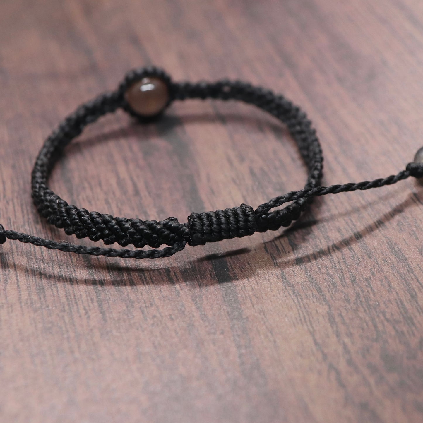 オレンジラブラドライトマクラメブレスレット