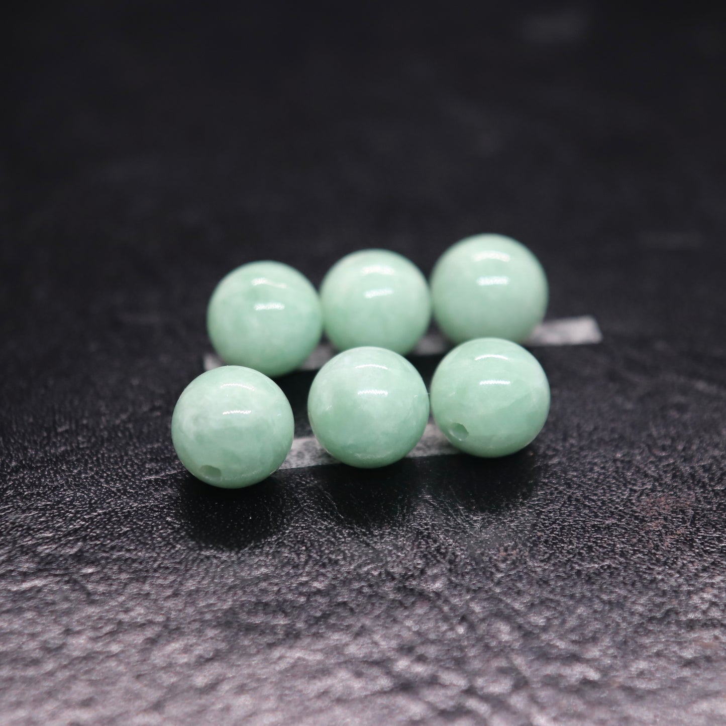 翡翠8.5㎜一粒売り