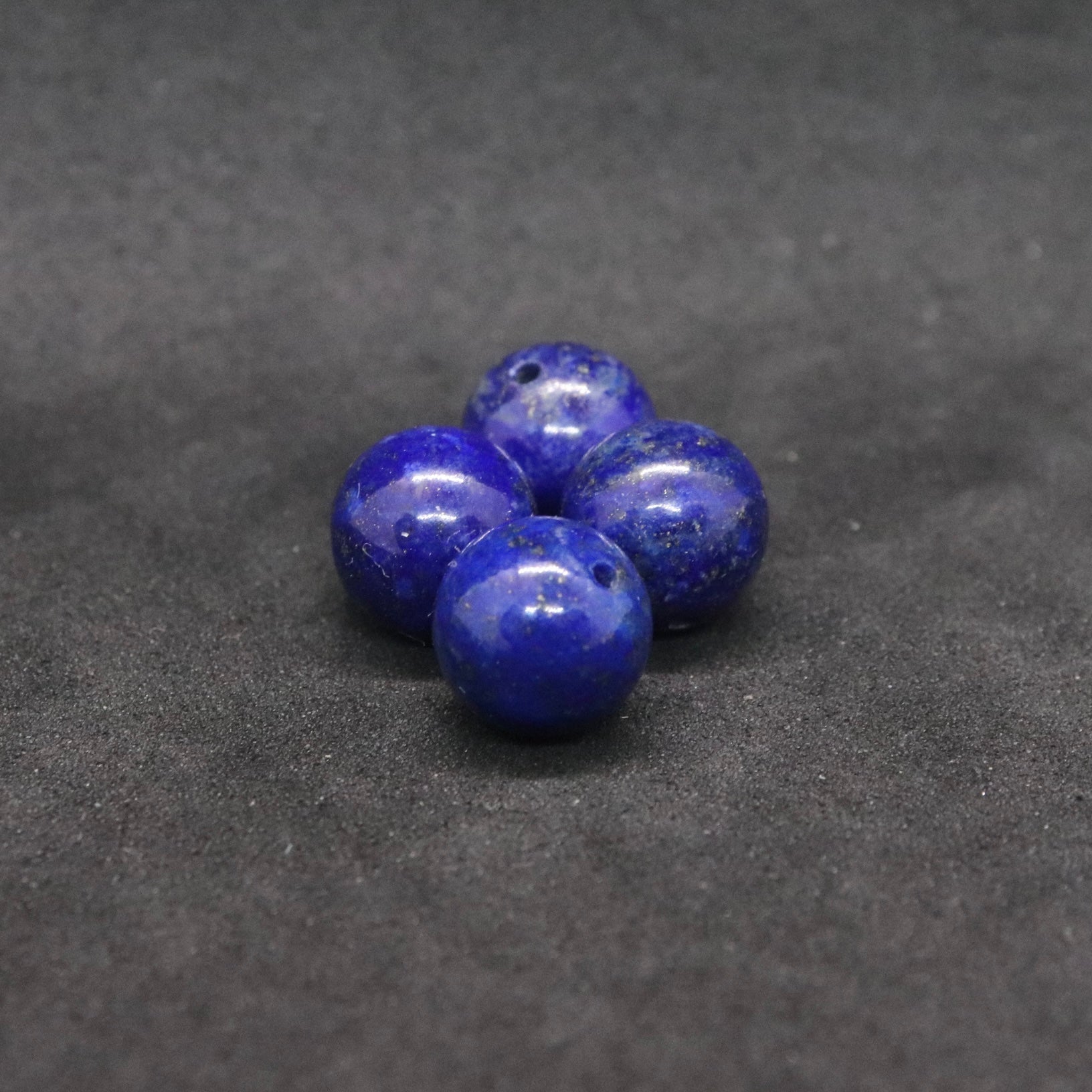 天然色ラピスラズリ9㎜一粒売り – 天然石屋 優月堂