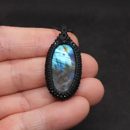 ブルーラブラドライトマクラメネックレス41.5㎜