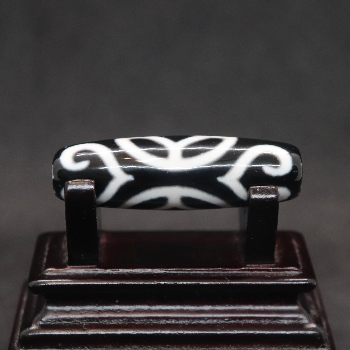 双心金銭老玉髄天珠37.8㎜