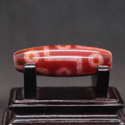 右下がり九眼紅天珠37.9㎜