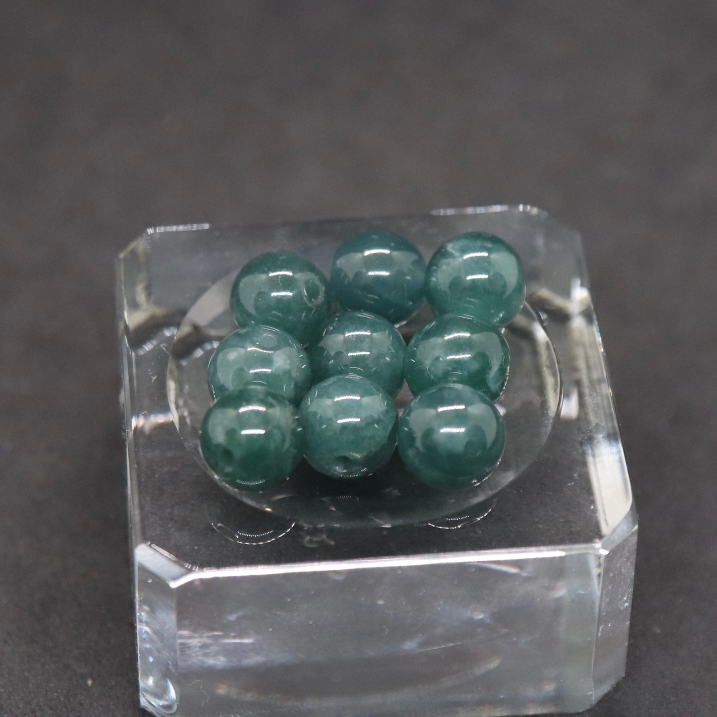 グアテマラ翡翠7㎜一粒売り