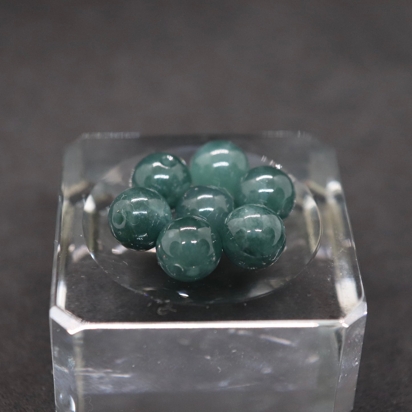 グアテマラ翡翠7㎜一粒売り