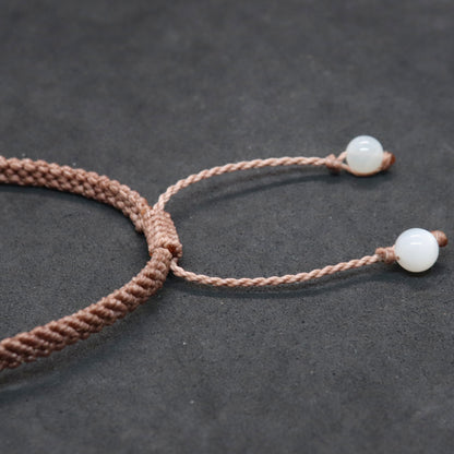ホワイトムーンストーンマクラメブレスレット