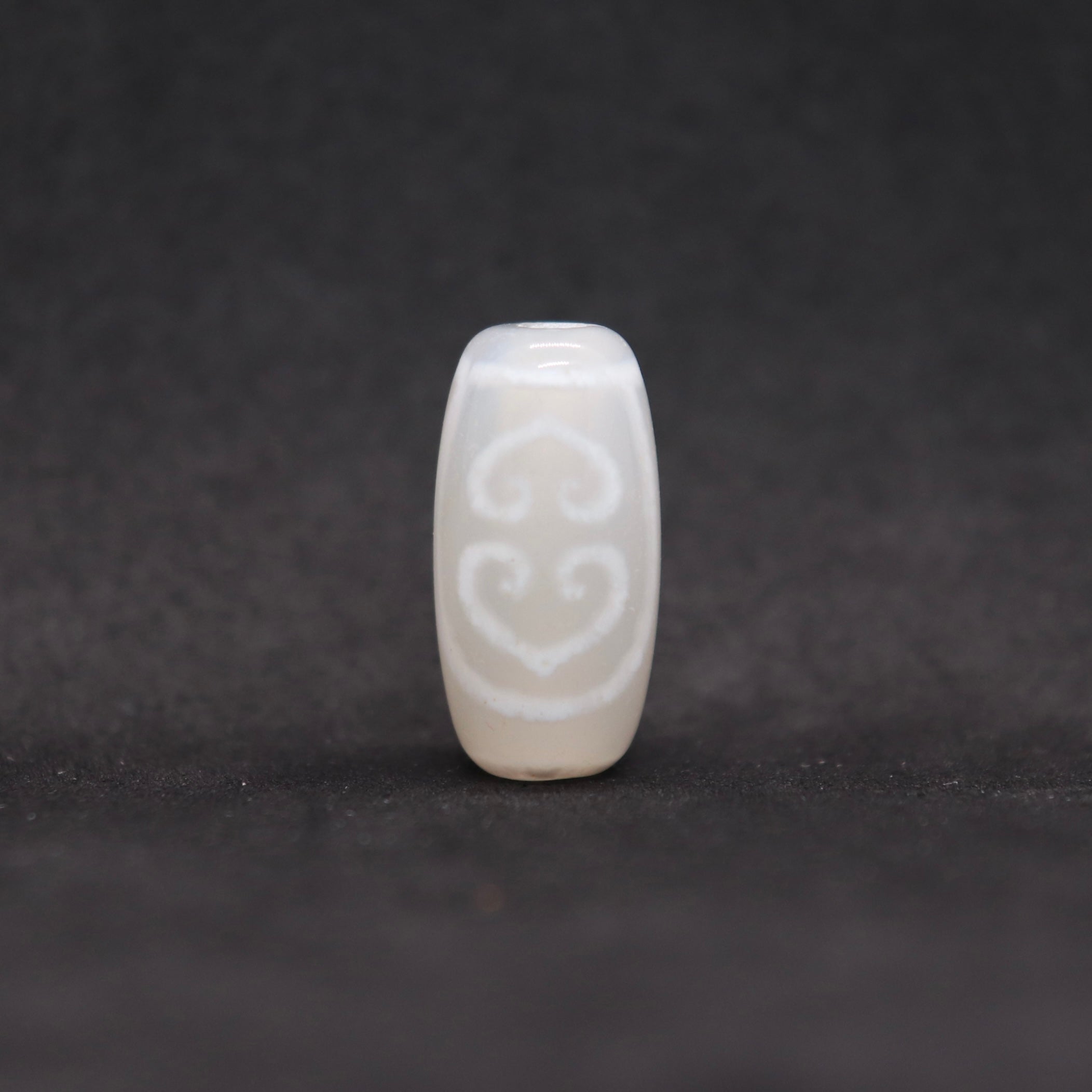 老玉髄双心双心白天珠20㎜ – 天然石屋 優月堂 老玉髄双心双心白天珠20㎜ – 天然石屋 優月堂
