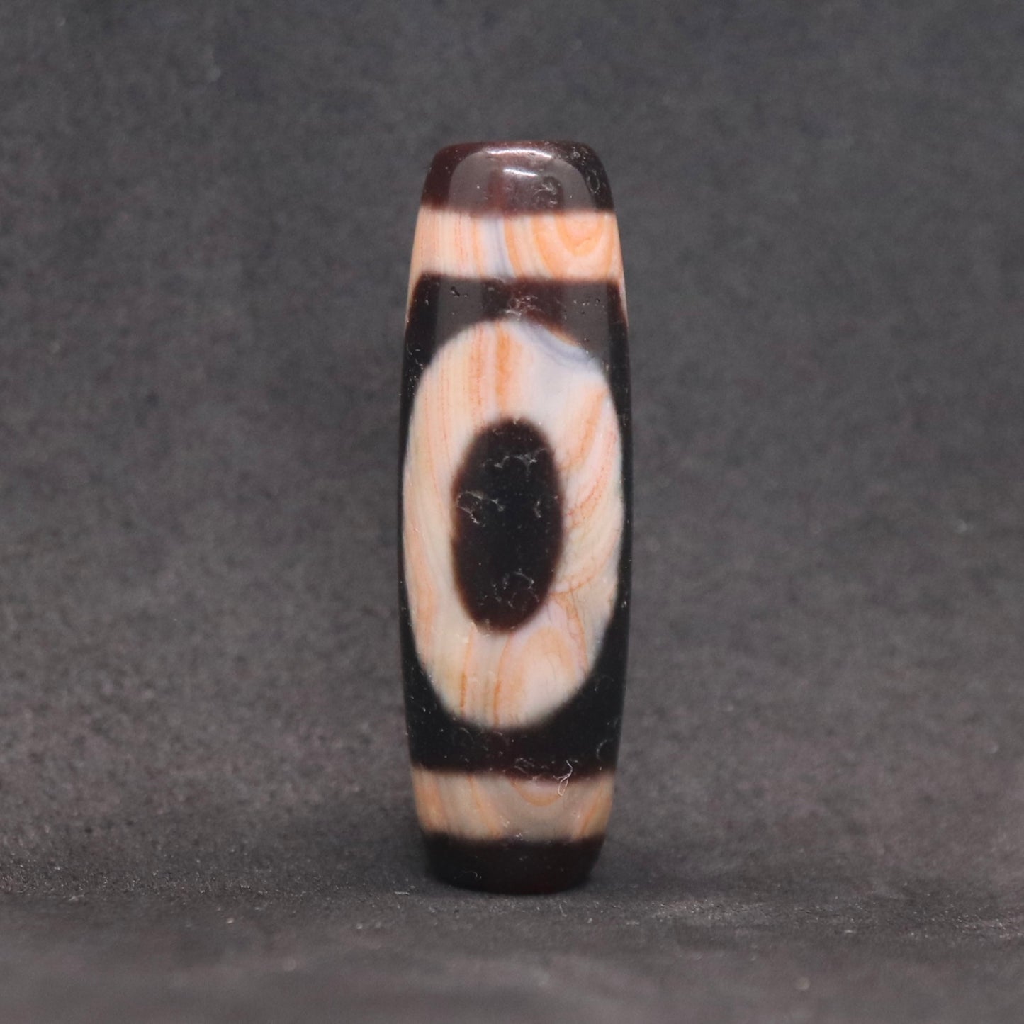 赤朱砂一眼山形天珠34.5㎜