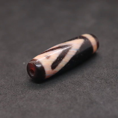 赤朱砂一眼山形天珠34.5㎜