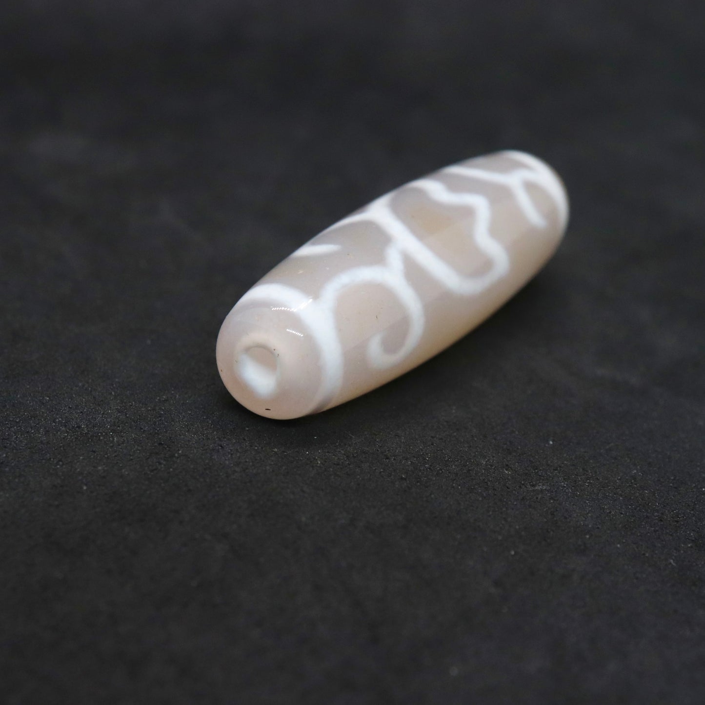 老玉髄水蓮花天珠