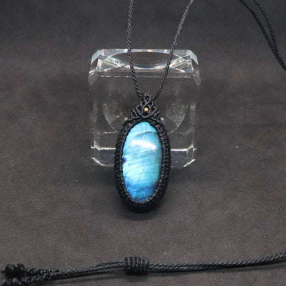 ブルーラブラドライトマクラメネックレス41.5㎜