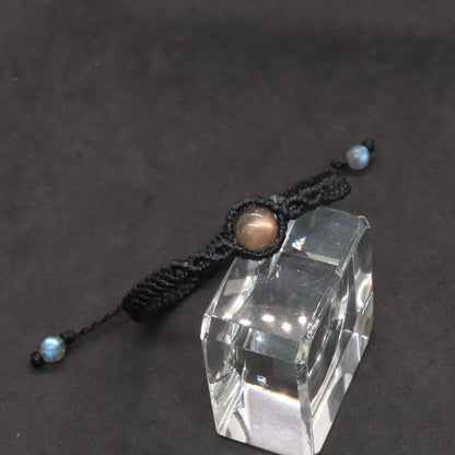 オレンジラブラドライトマクラメブレスレット