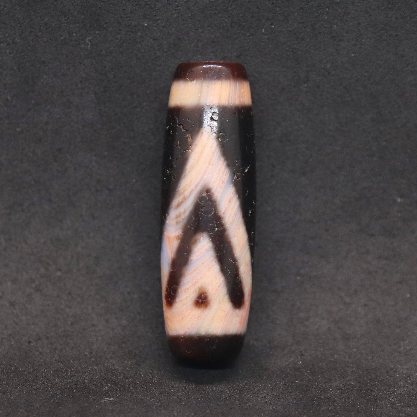 赤朱砂一眼山形天珠34.5㎜