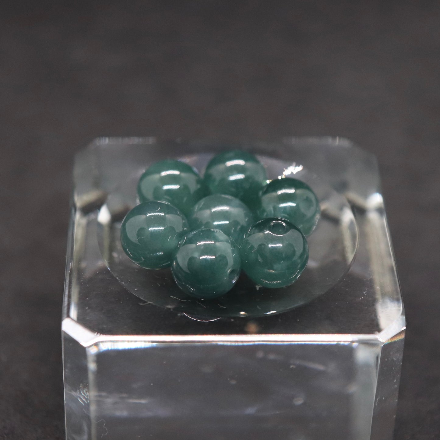 グアテマラ翡翠7㎜一粒売り