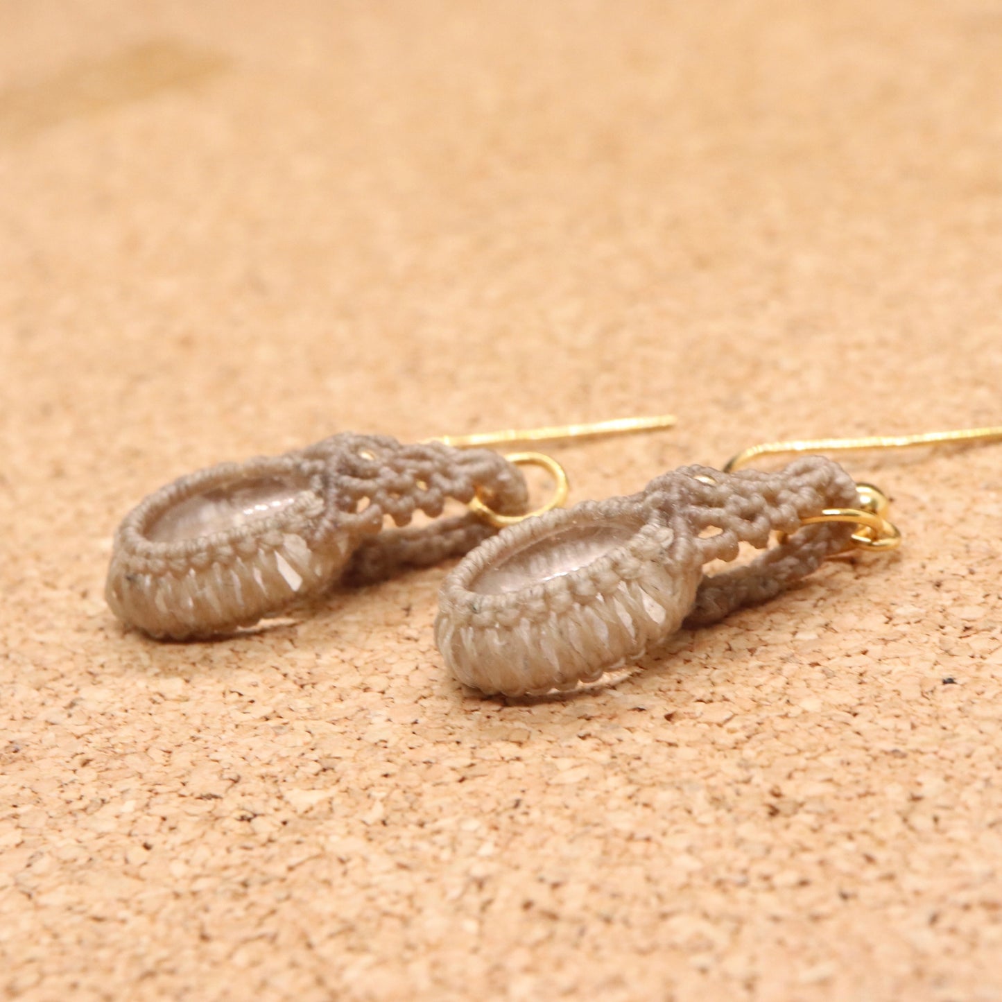 水晶マクラメピアス・イヤリングmqp23