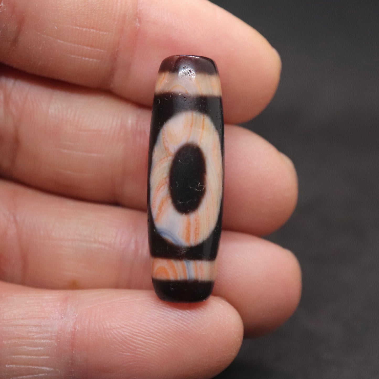 赤朱砂一眼山形天珠34.5㎜