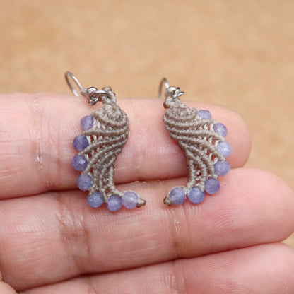 タンザナイトマクラメフェザーピアス