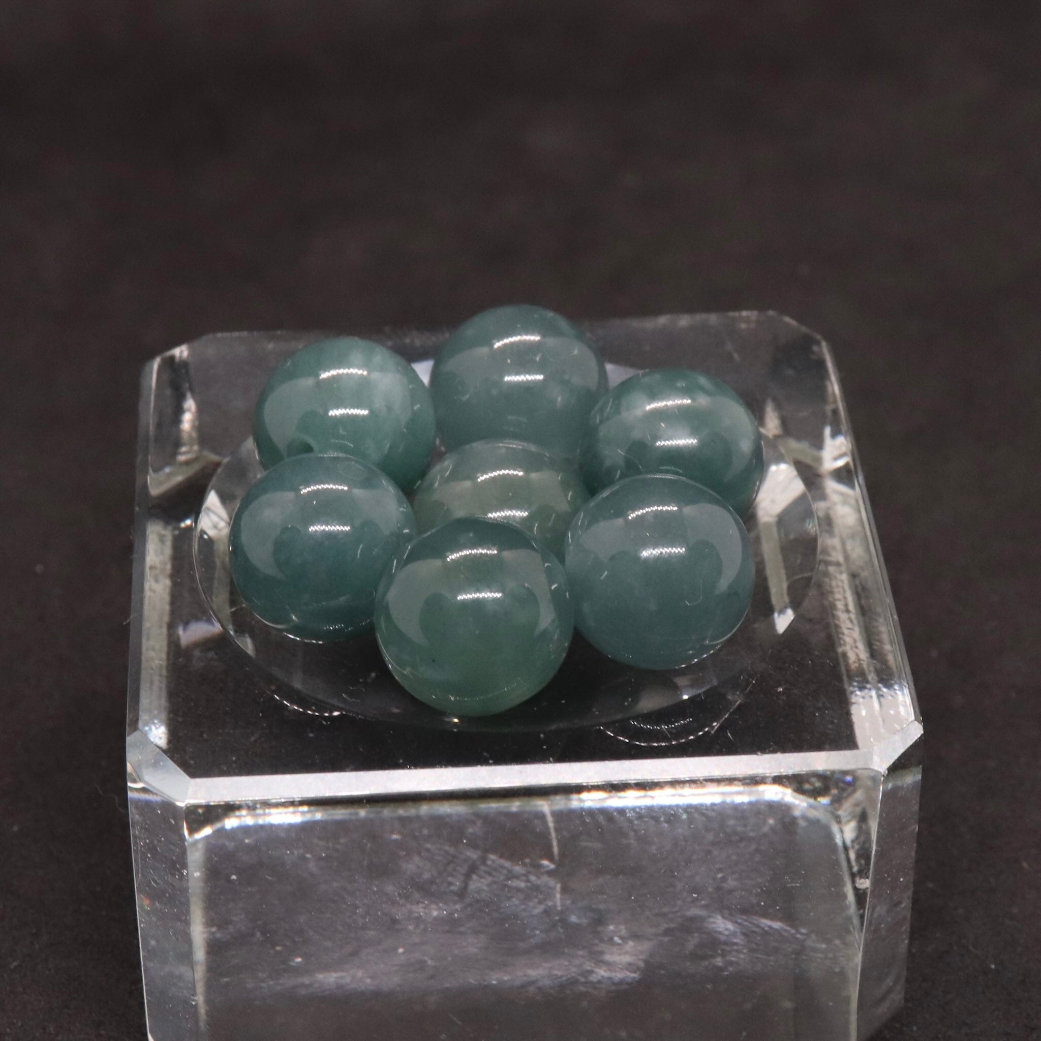 グアテマラ翡翠9.5㎜一粒売り