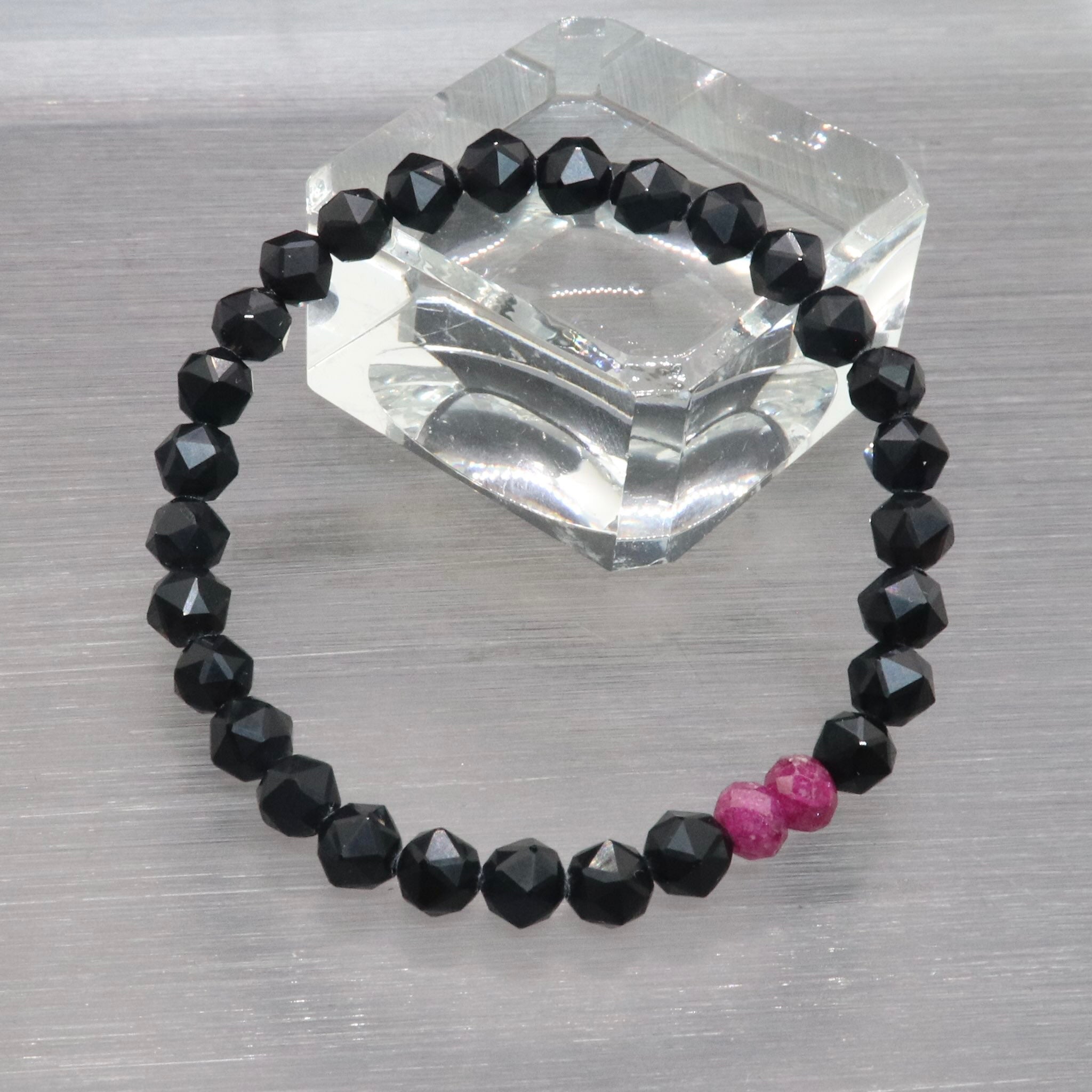 黒水晶+ルビーブレスレット